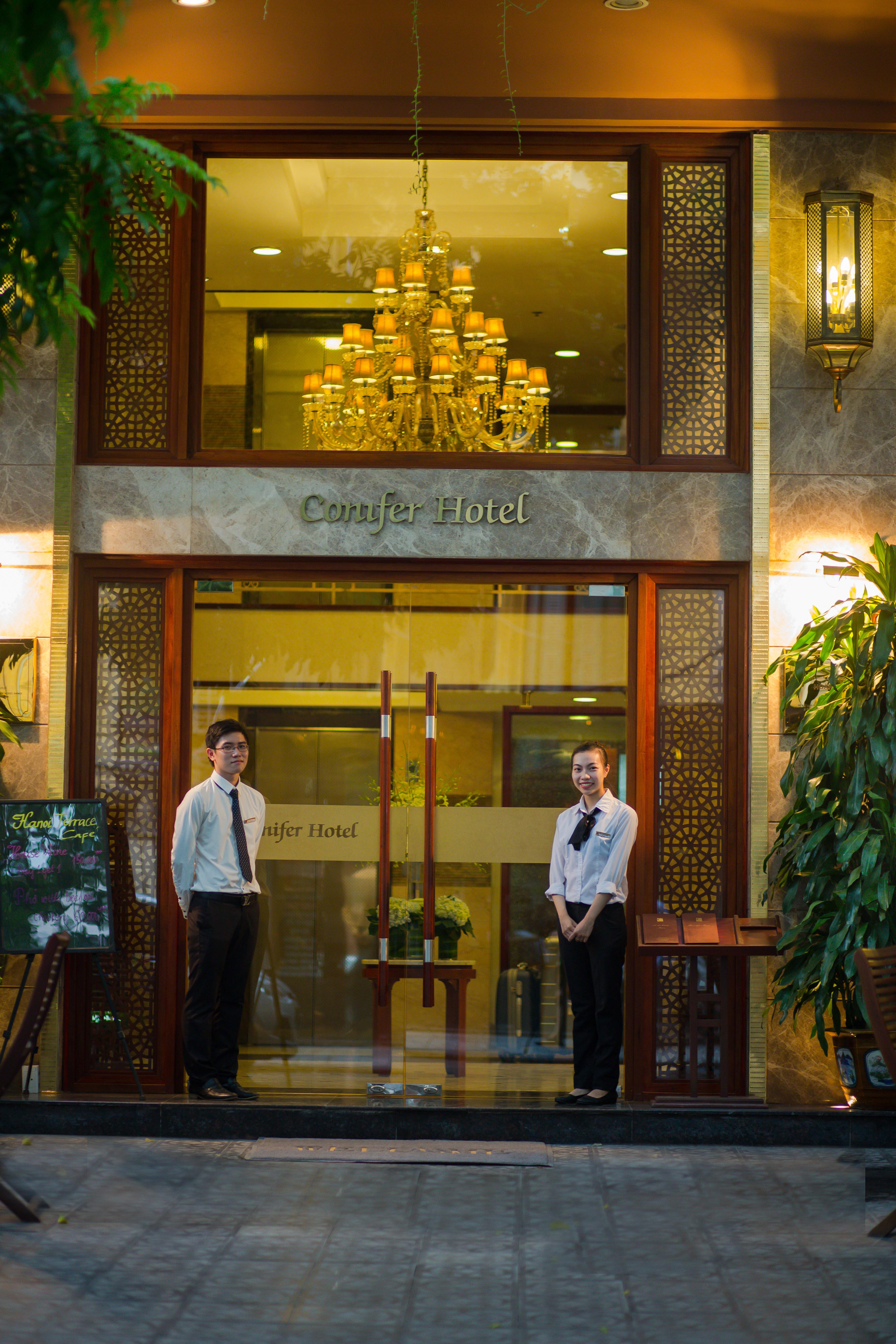 Conifer Boutique Hotel Hanoi Exterior foto